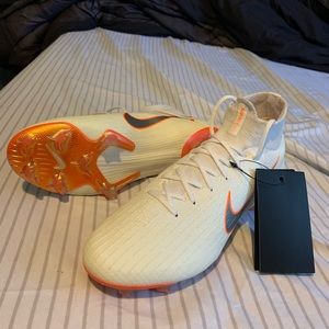 World Cup superfly 6